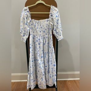 Like New Hill House blue floral